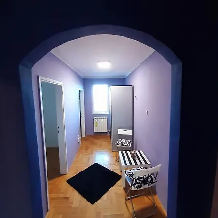 게스트하우스 Place 4*